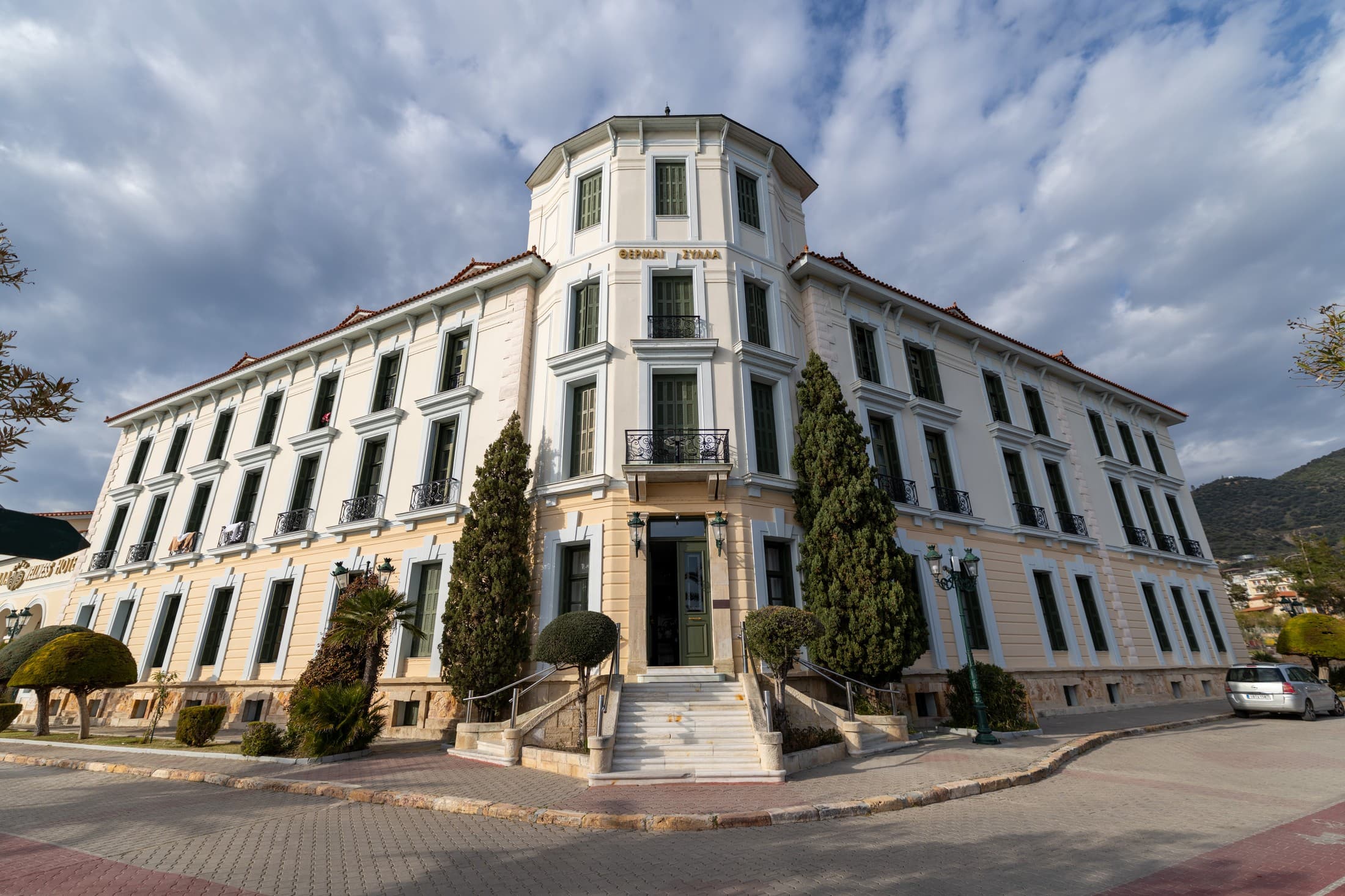 Alt text not provided