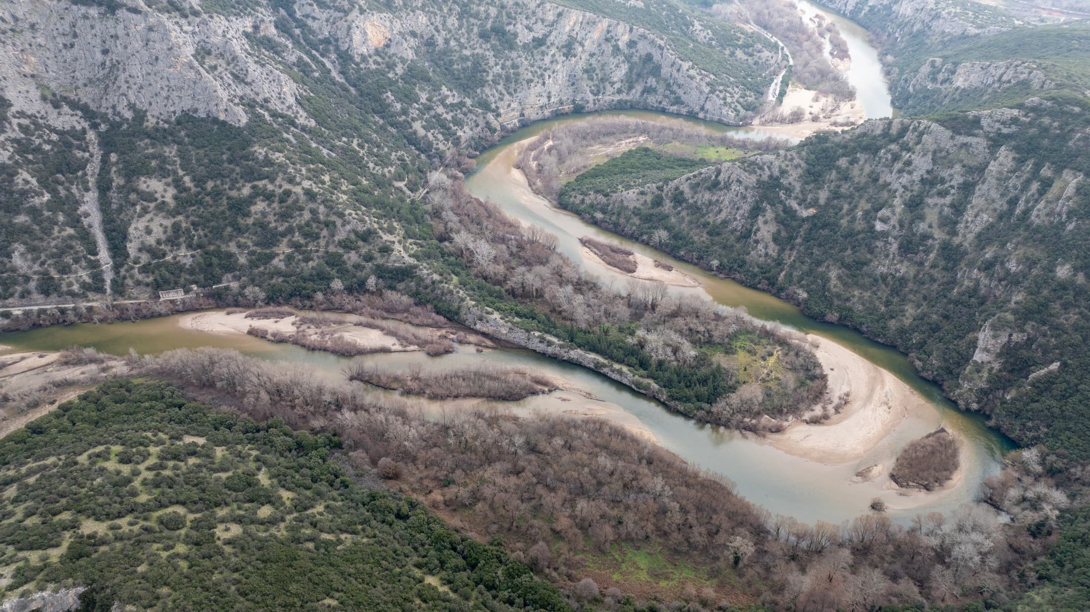 Escape at the Nestos Straits