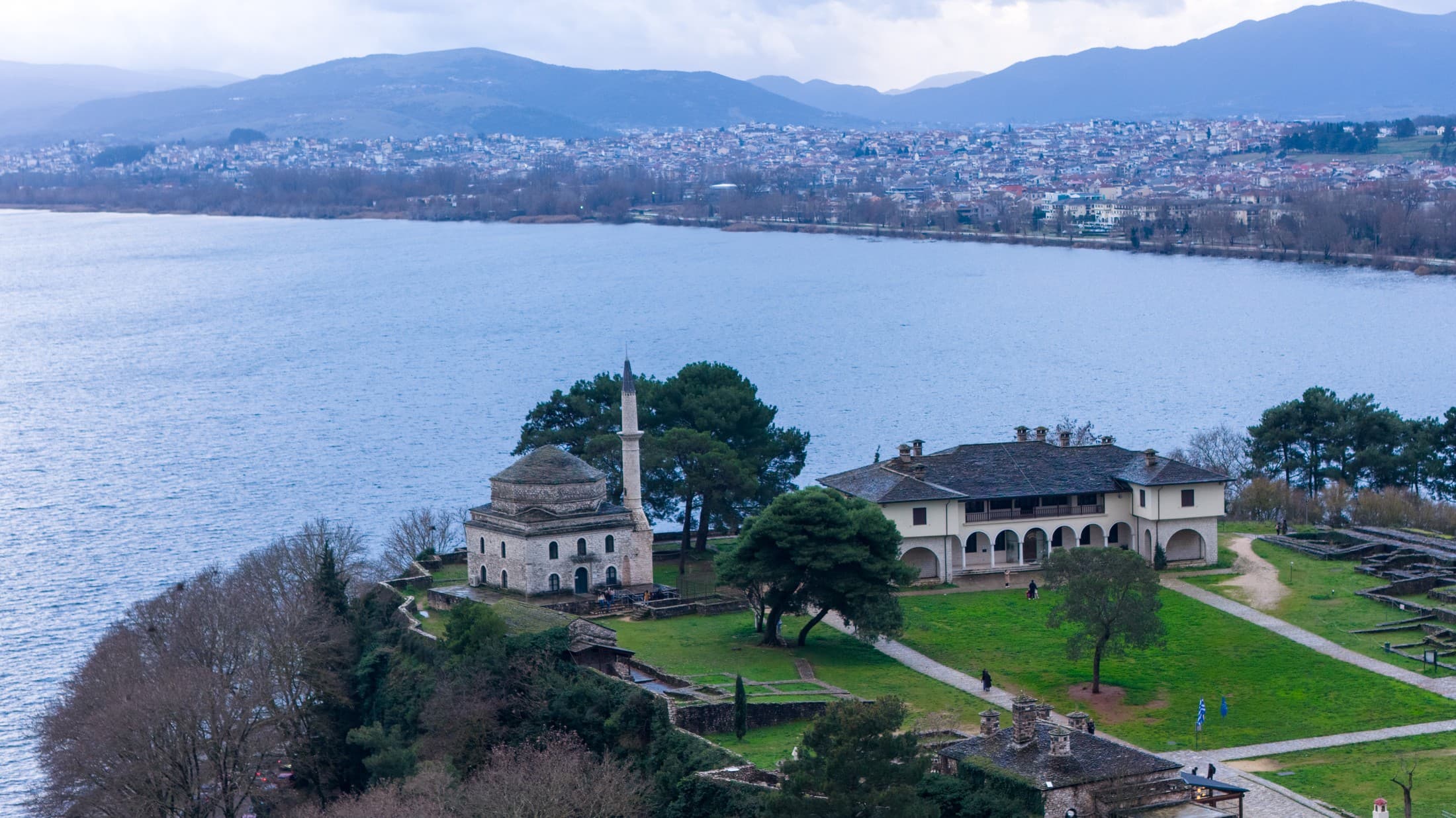 Alt text not provided