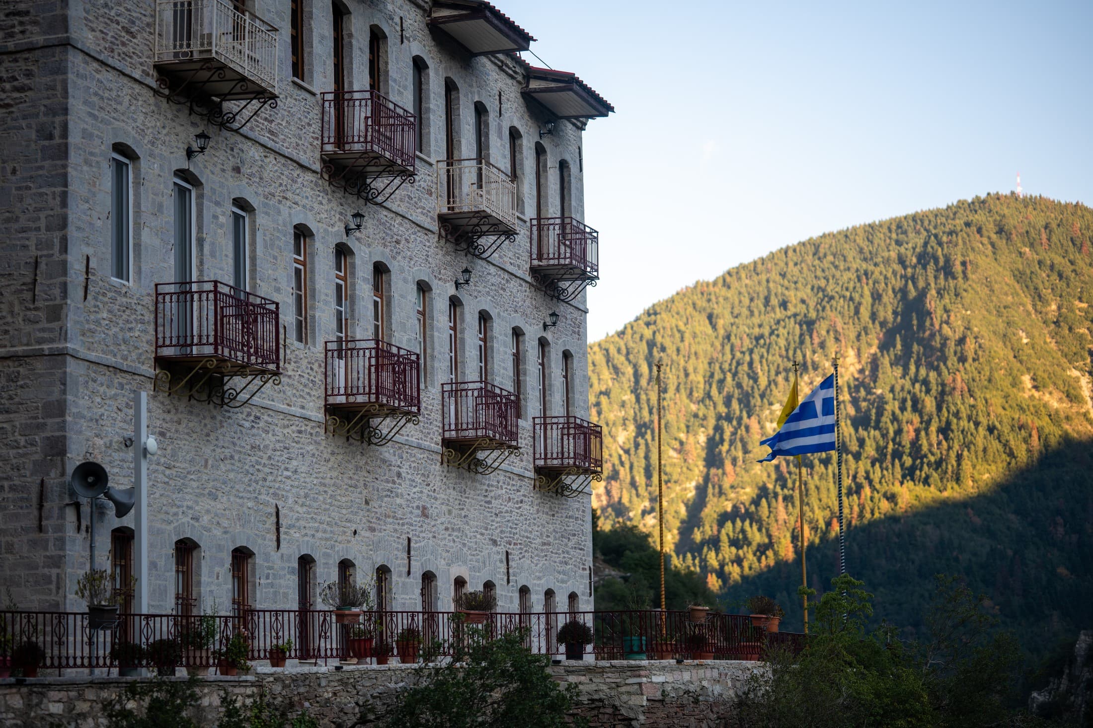 Alt text not provided