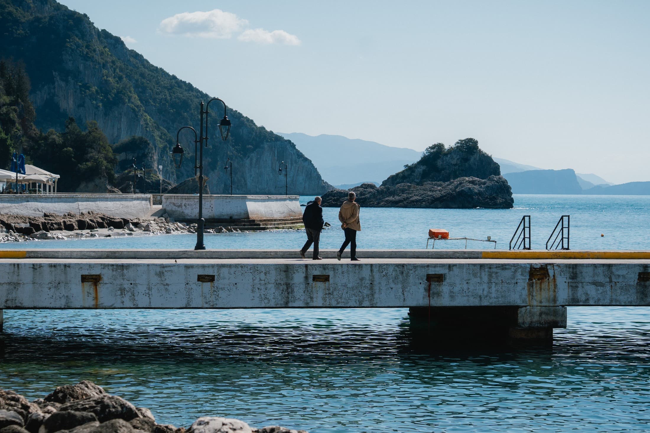 Alt text not provided