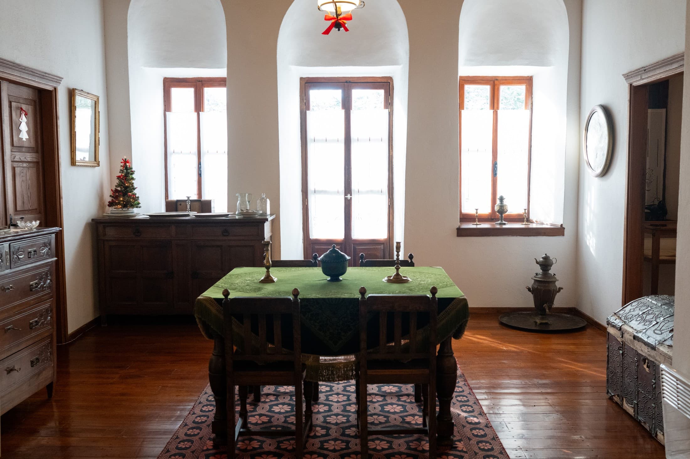 Gallery image