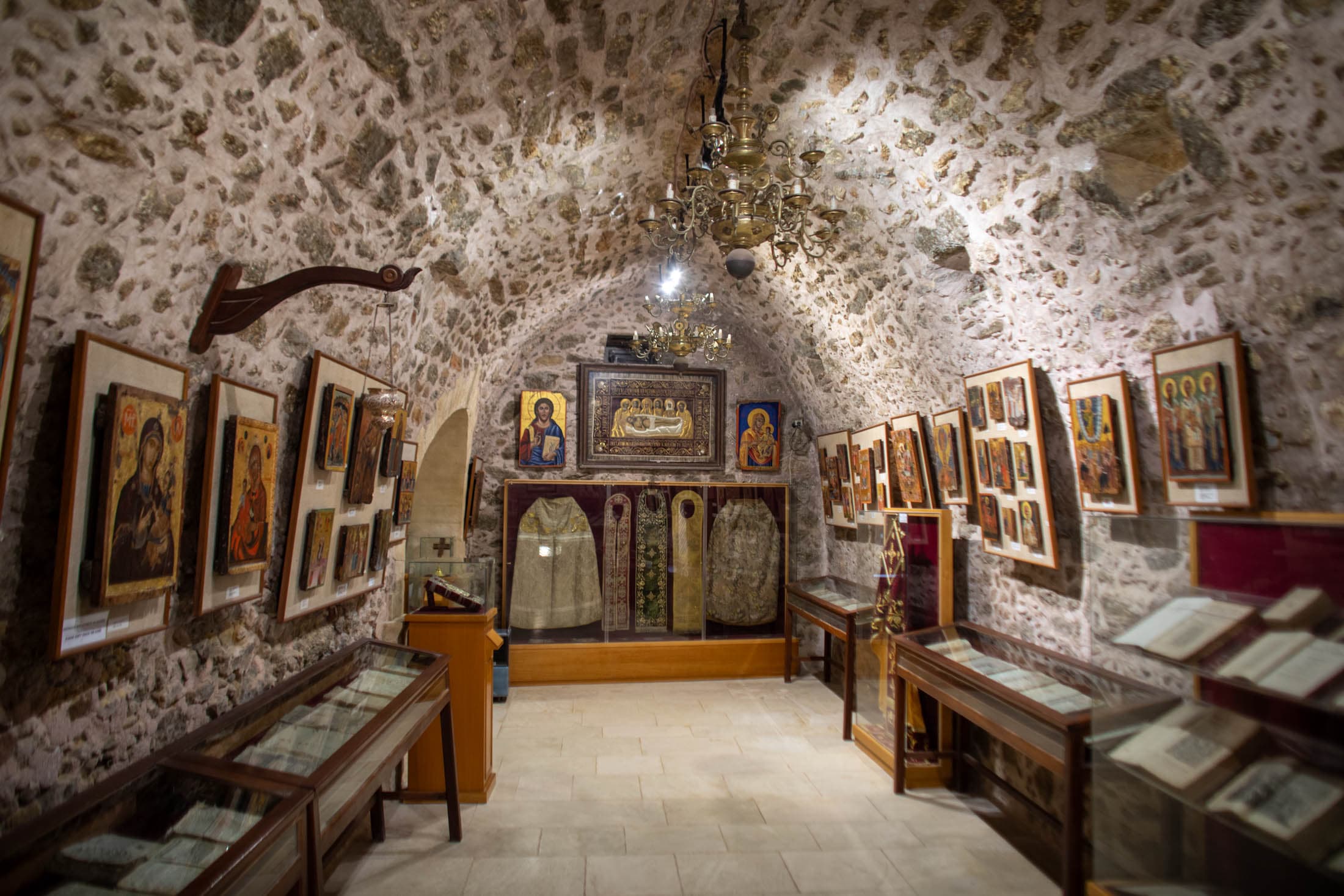 Alt text not provided