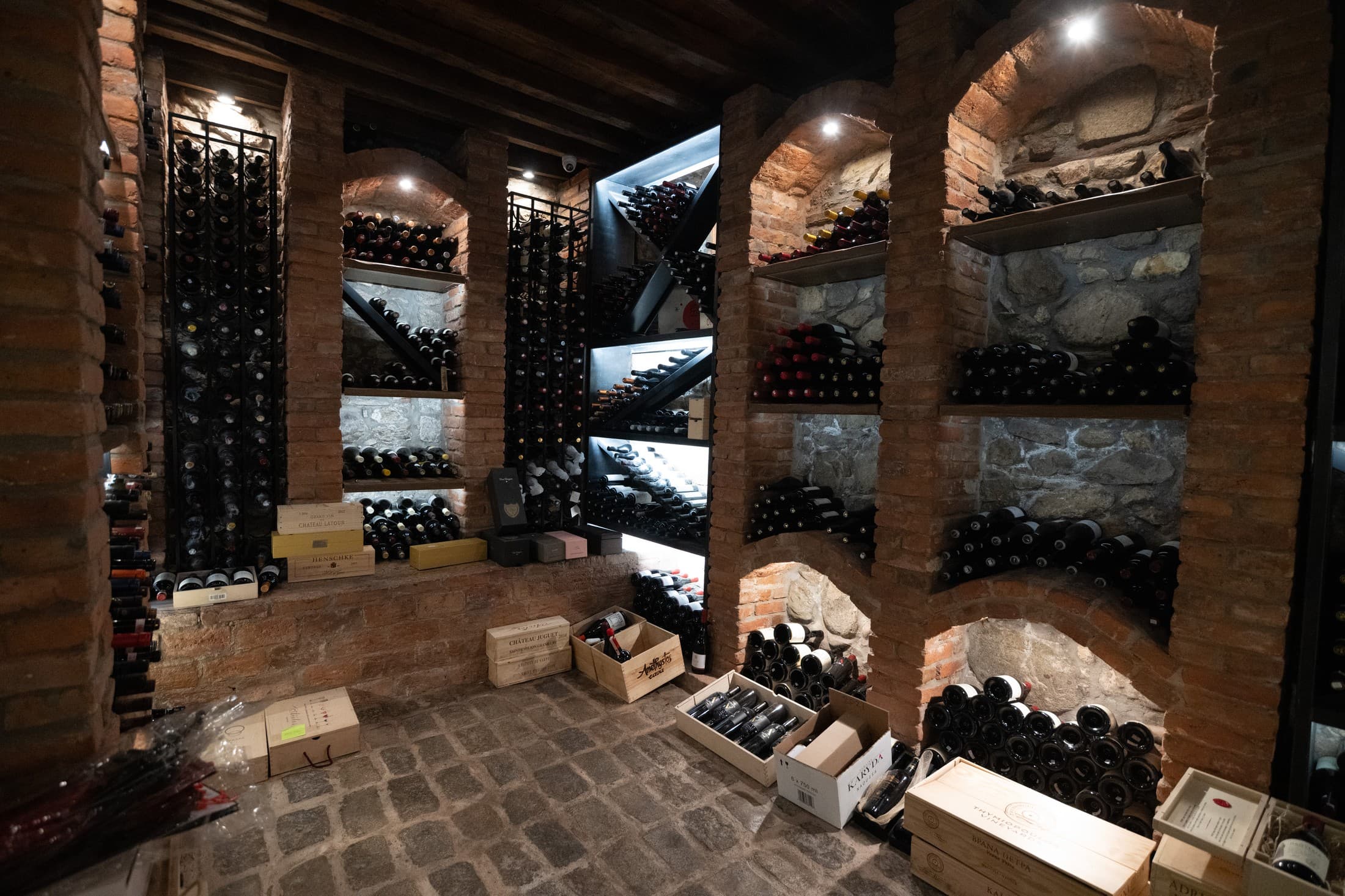 Alt text not provided