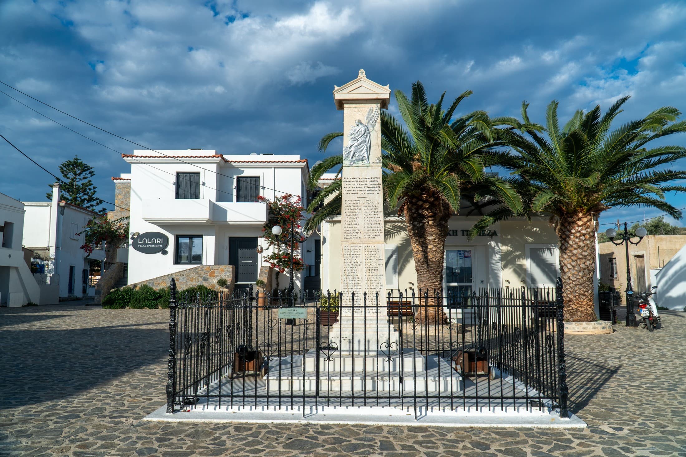 Alt text not provided