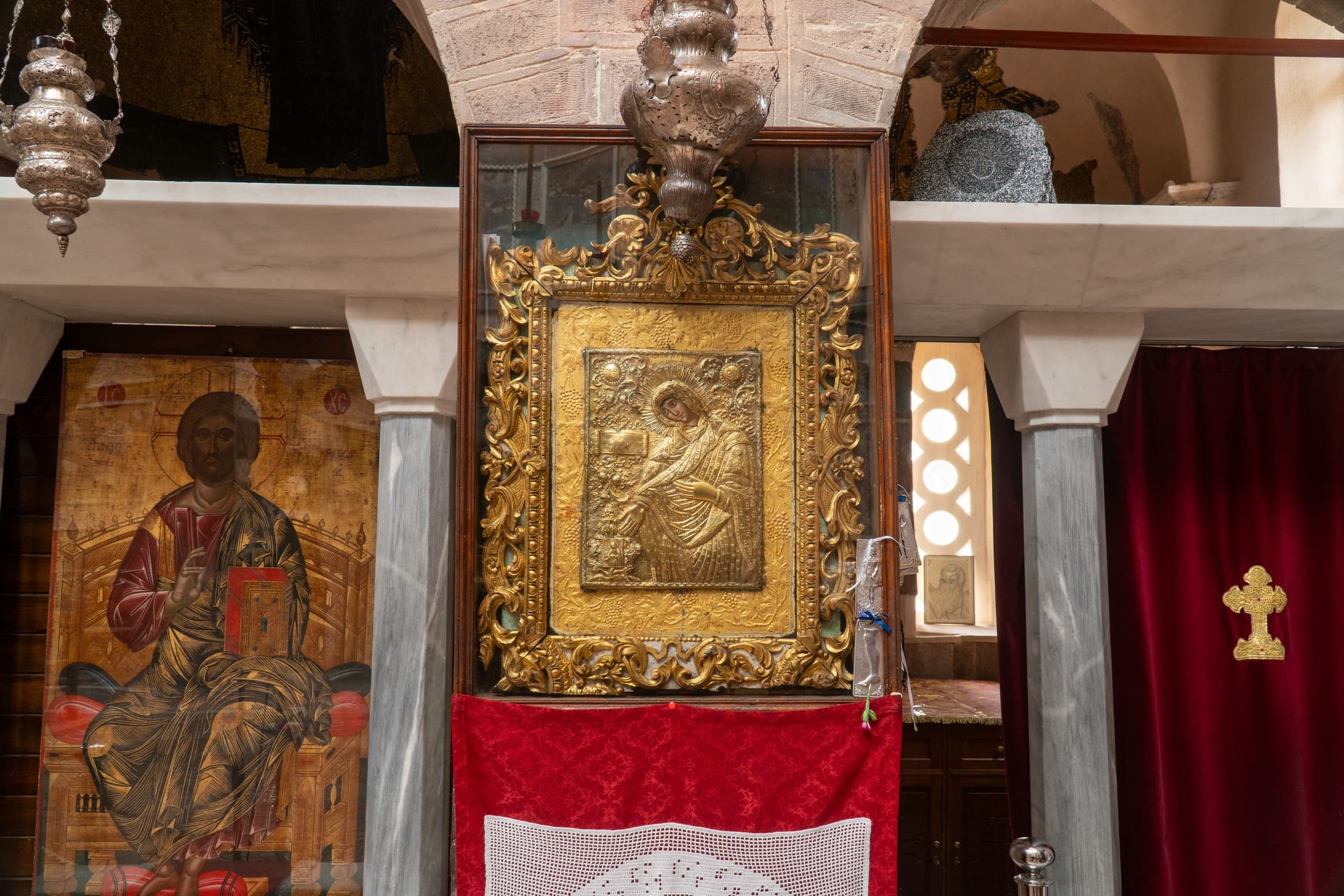 Alt text not provided