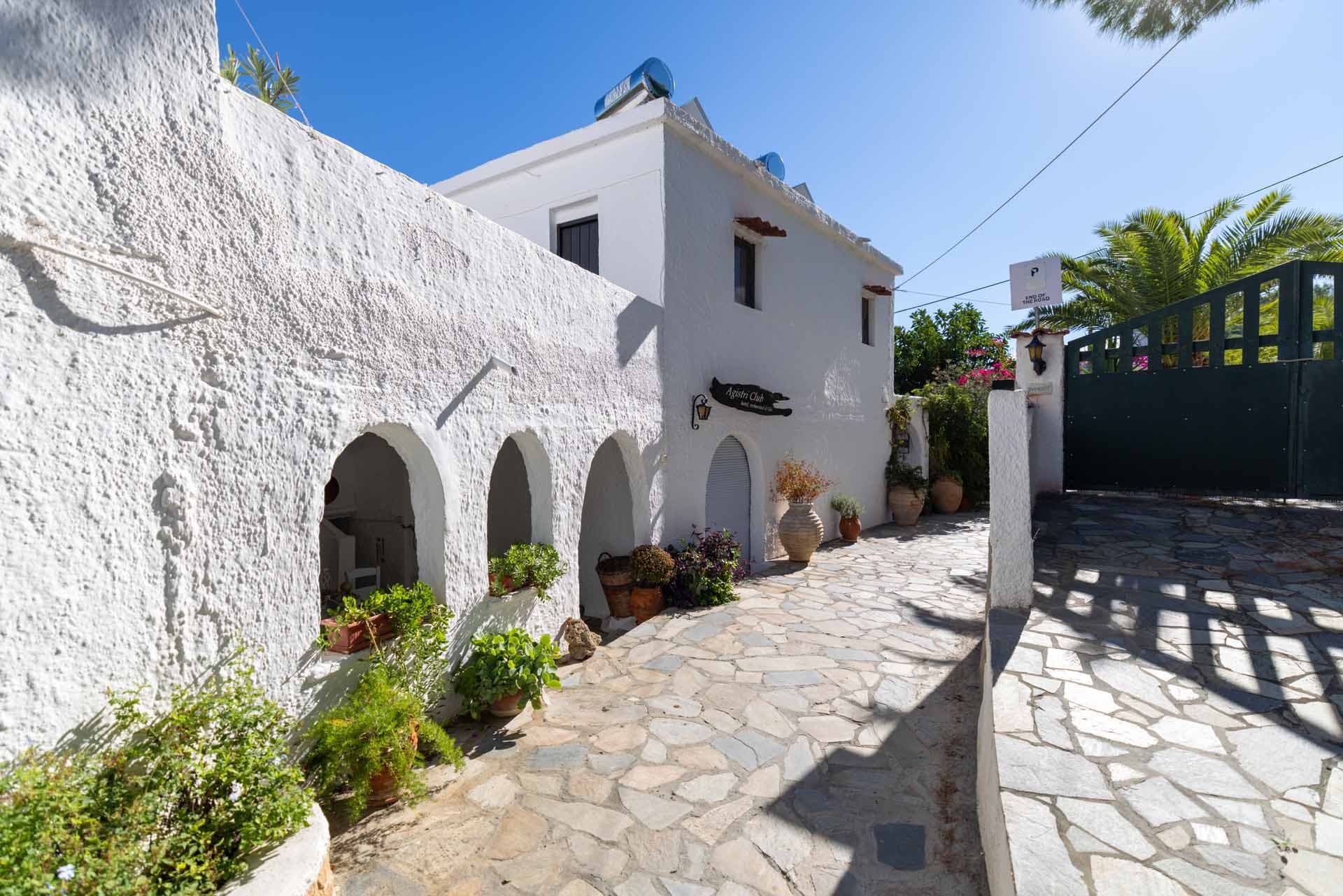 Alt text not provided