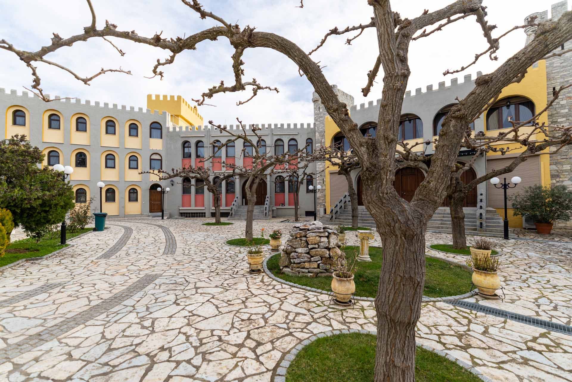 Alt text not provided