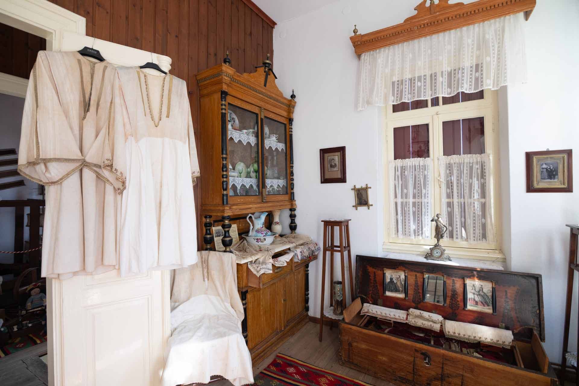 Alt text not provided