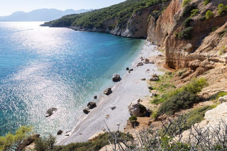 Παραλίες στο Αγκίστρι