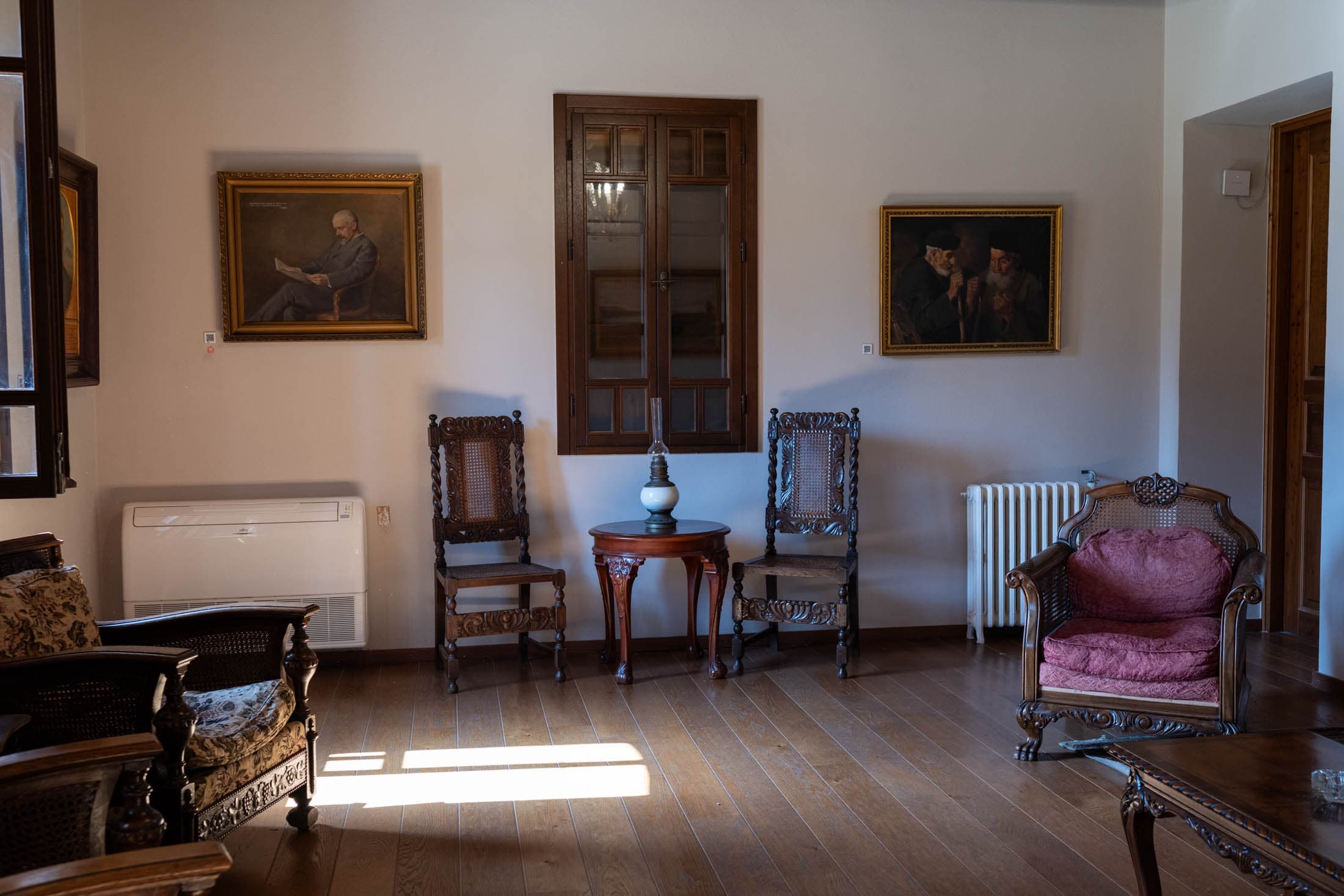 Alt text not provided