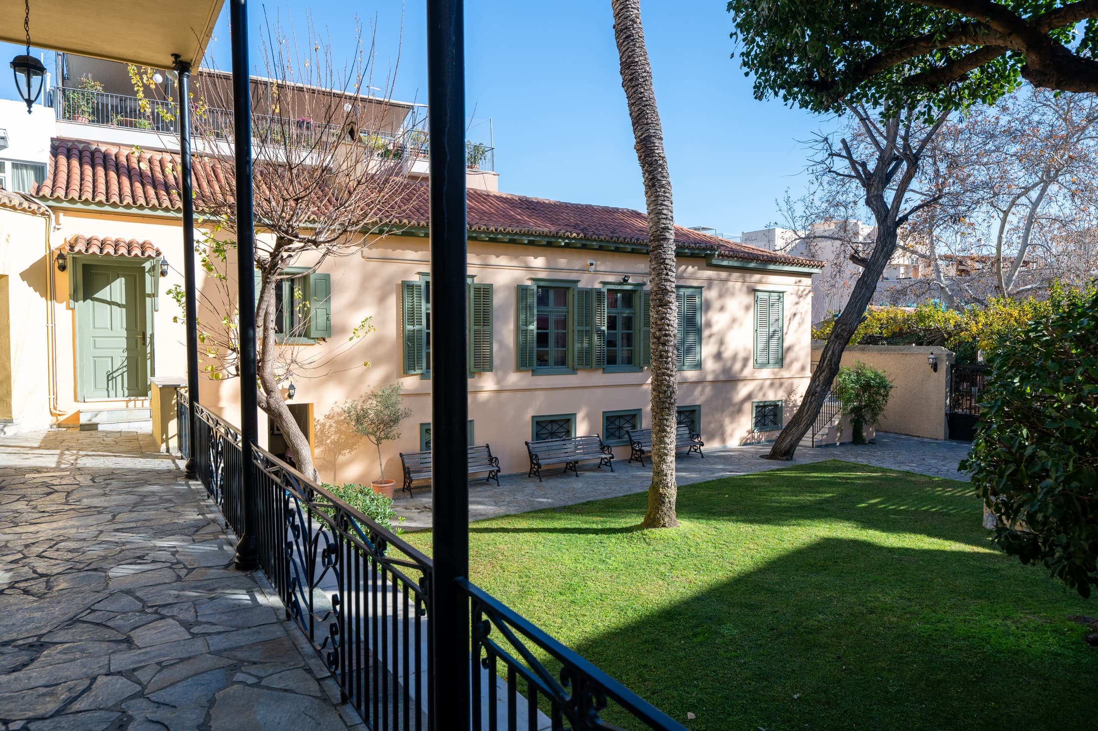 Alt text not provided