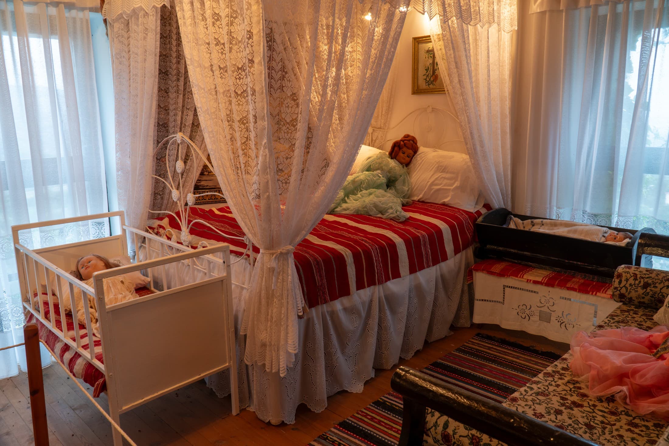 Alt text not provided